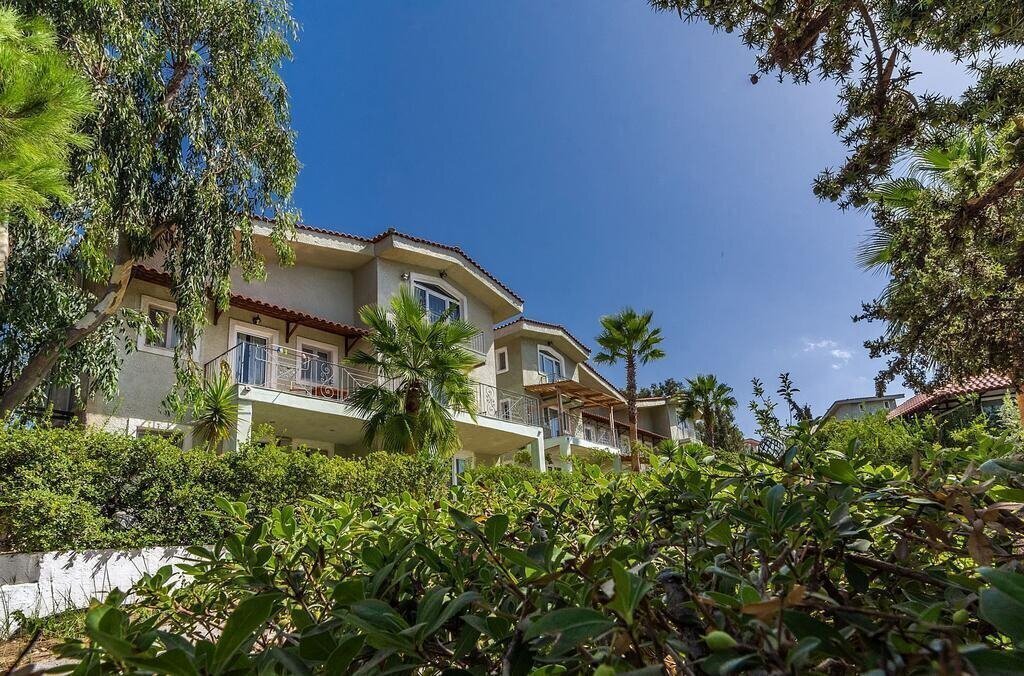 Вид The Small Village 3*