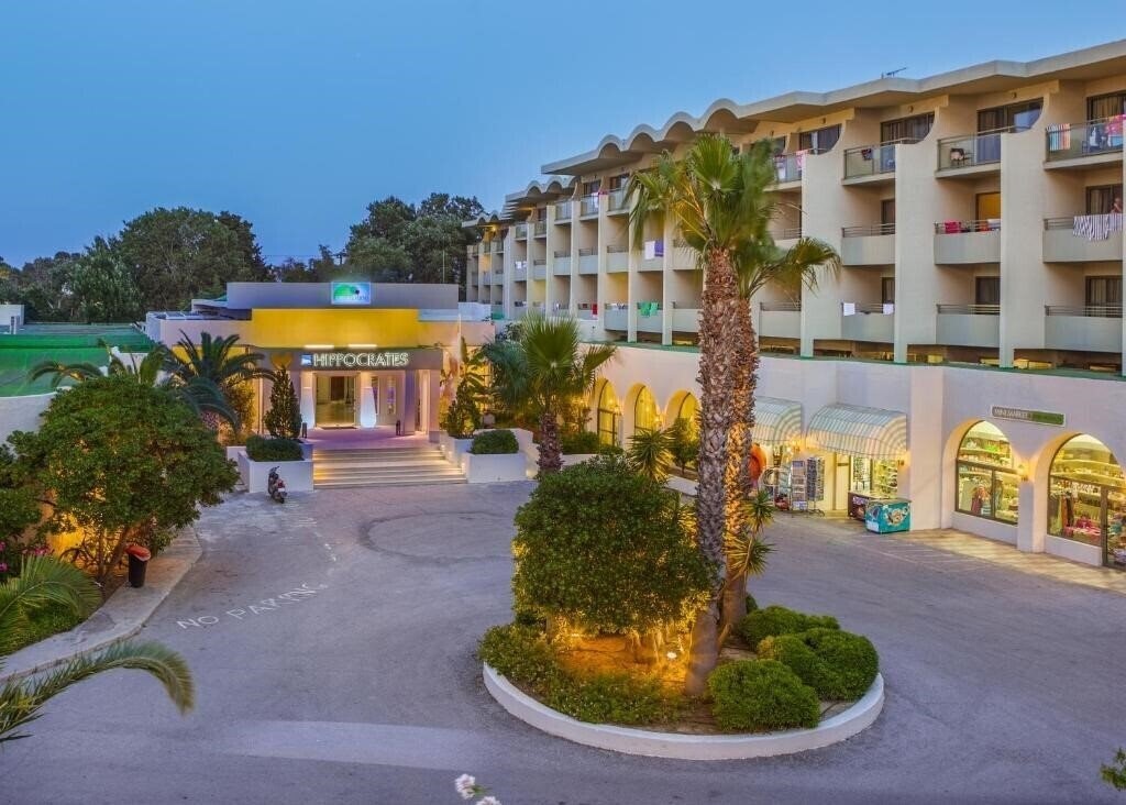 Вид Kipriotis Hippocrates 4*