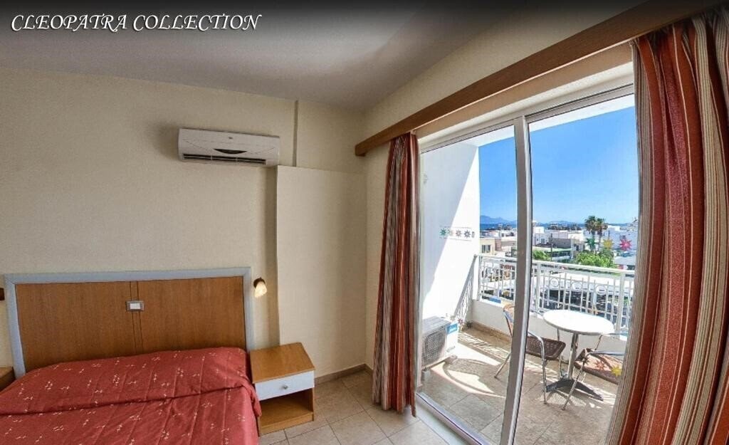 Територія Kris Mari Hotel 3*