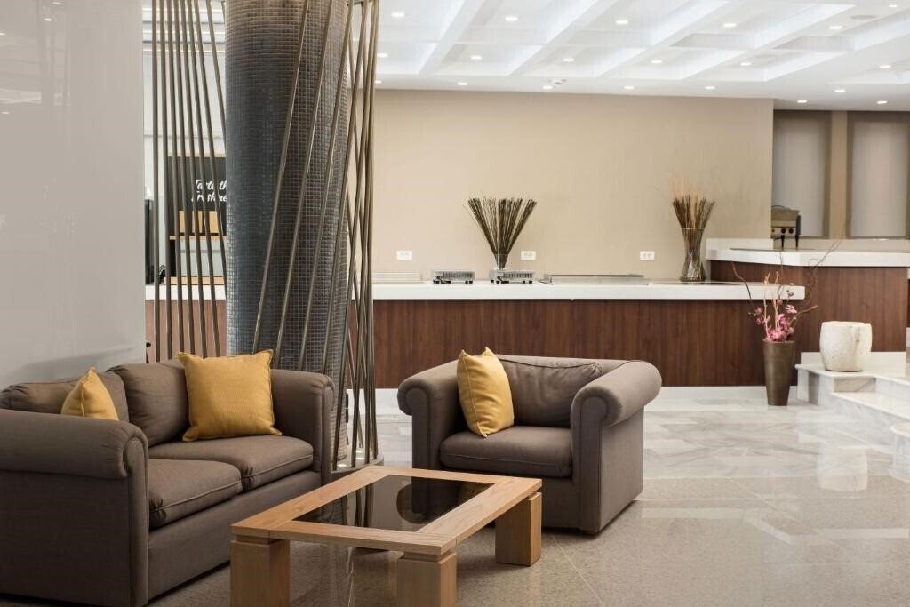 Панорама Amalthia Beach Resort (ex. Amalthia Beach) 4*