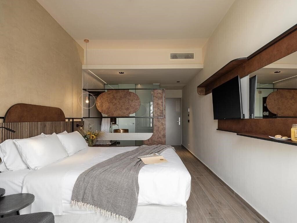 Апартаменты Geraniotis Beach Hotel 4*