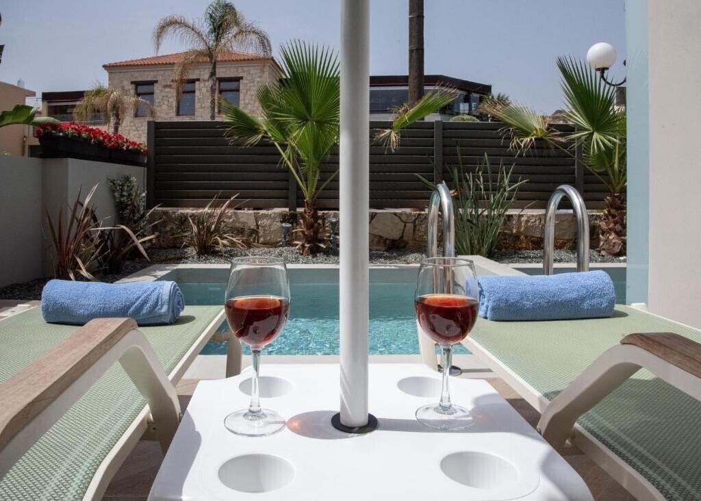 Территория Creta Palm Apartments 4*