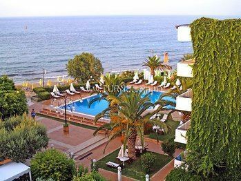 Вид Zephiros Beach Hotel 4*