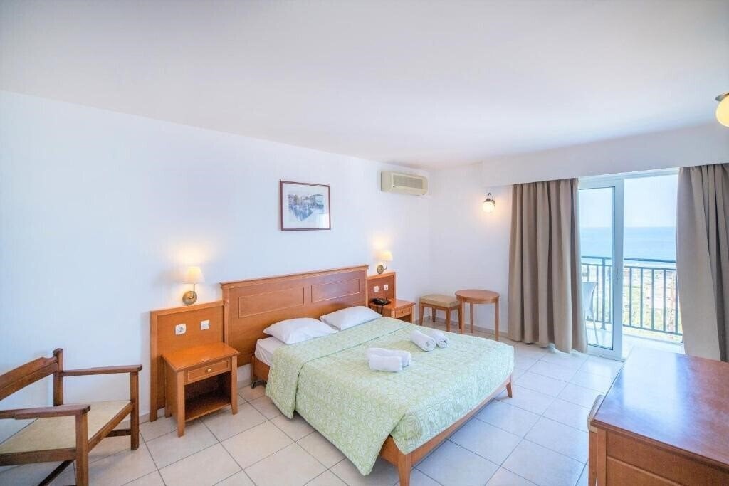 Картинка Semiramis Village Hotel 4*