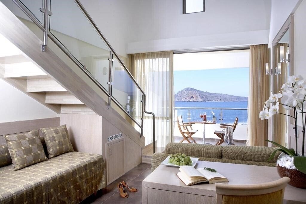 Апартаменты Thalassa Beach Resort 4*