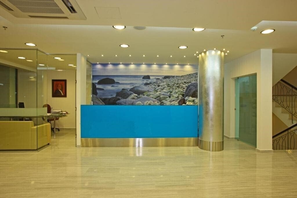 Территория Olympic Palladium Hotel 3*