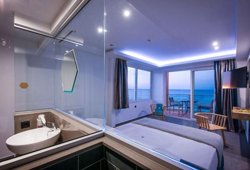 Панорама Infinity Blue Boutique Hotel & SPA 4*