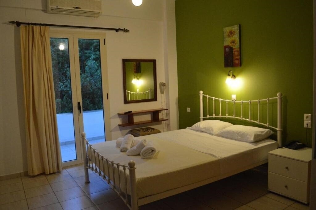 Картинка Nikos Apartments 3*