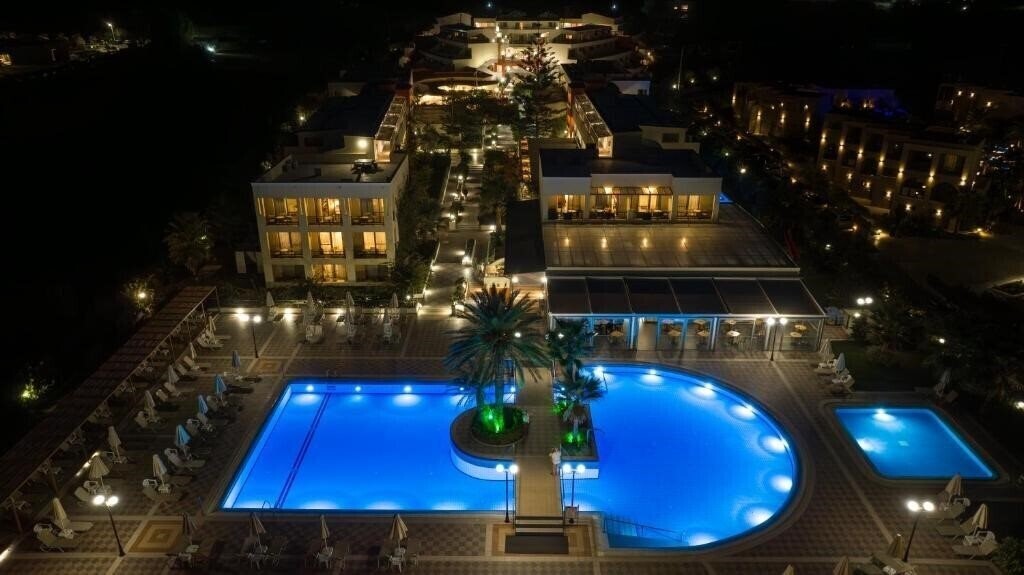 Панорама Hydramis Palace Beach Resort 5*