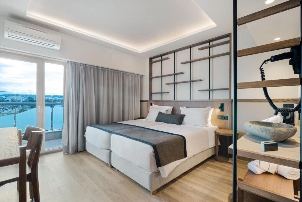 Готель Astoria Capsis 4*