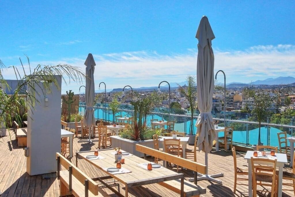 Фото Astoria Capsis 4*