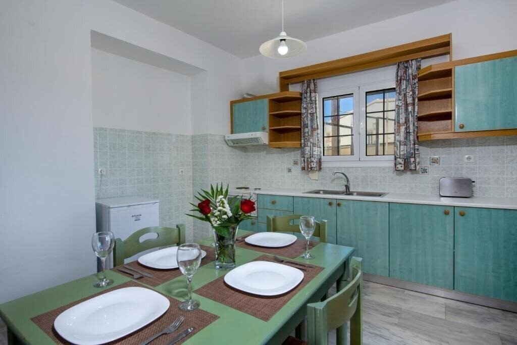 Территория Sunrise Apartments Sfakaki 3*