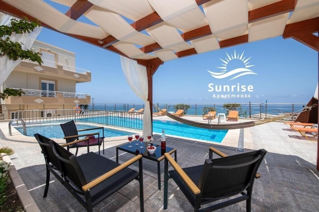Панорама Sunrise Apartments Sfakaki 3*