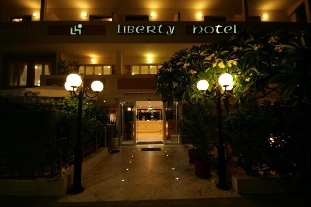 Панорама Liberty Hotel 3*