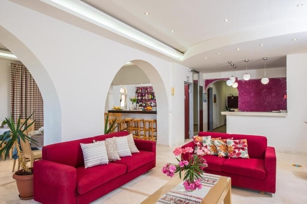 Вид Smaragdine Beach Hotel 2*