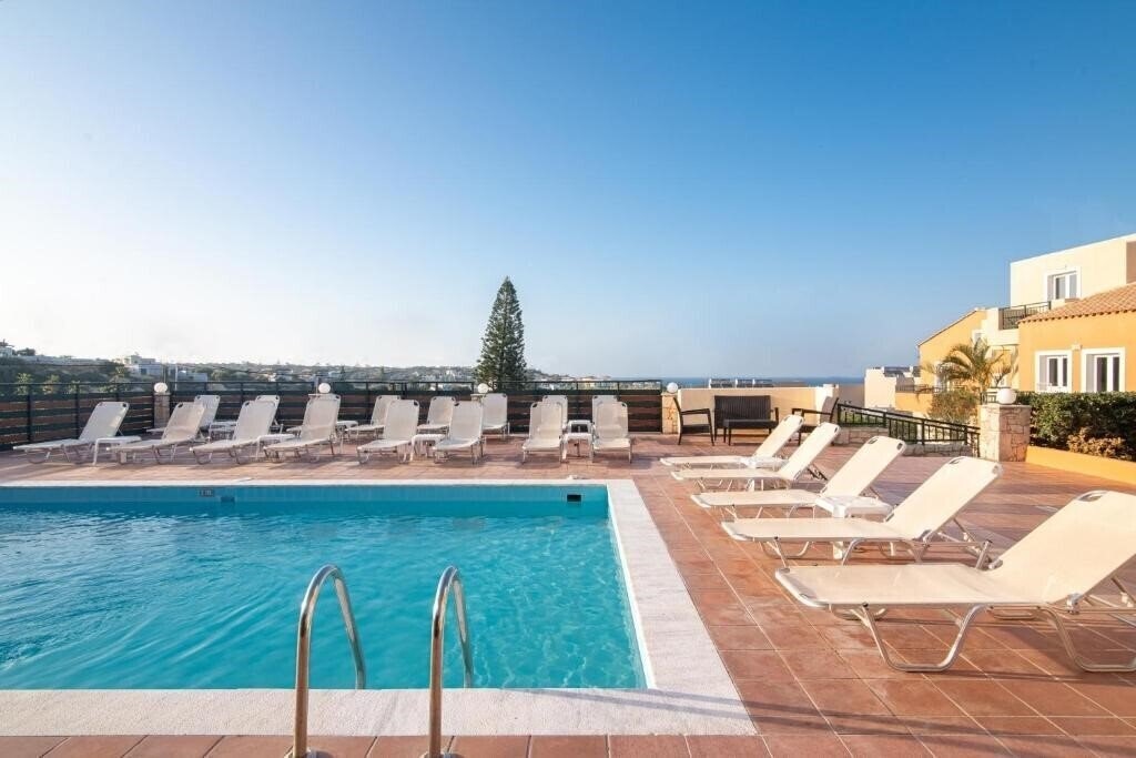 Панорама Golden Valentin Apartments 3*