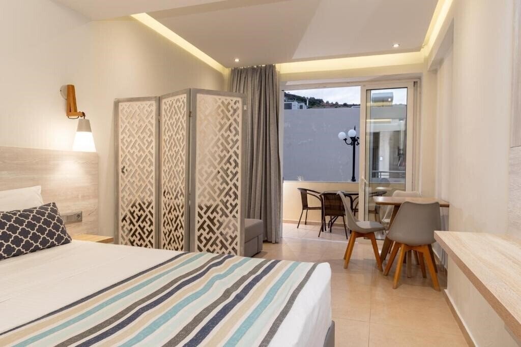 Територія Elpis Studios & Apartments апартаменты