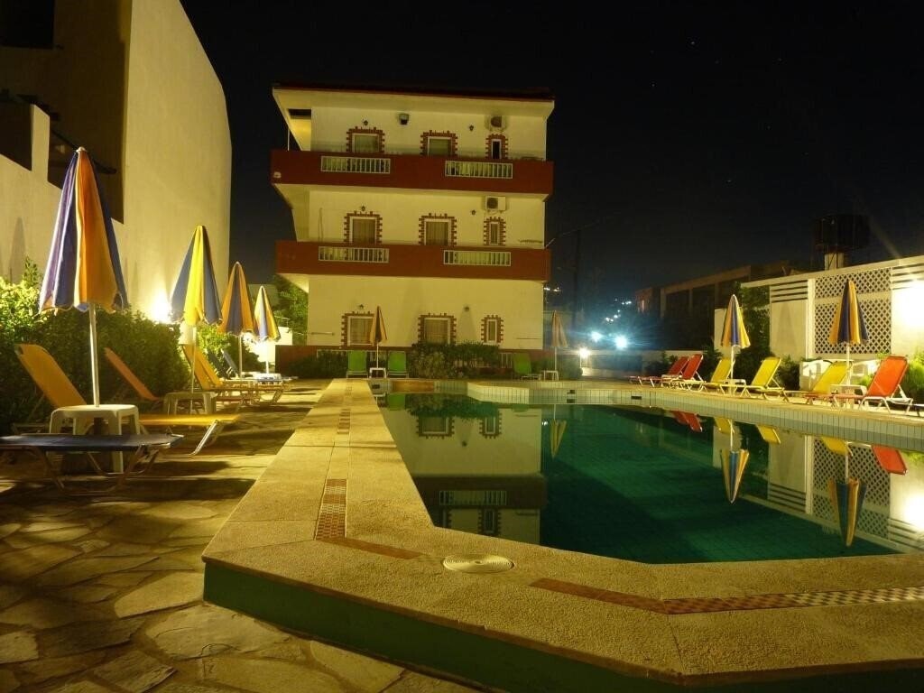 Апартаменти Haris Apartments Hersonissos 3*