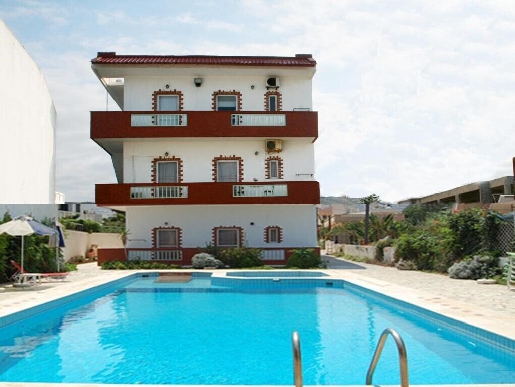 Готель Haris Apartments Hersonissos 3*