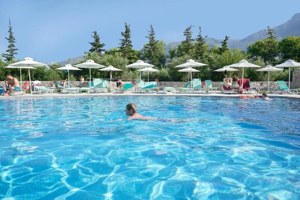 Панорама Vardis Olive Garden 2*