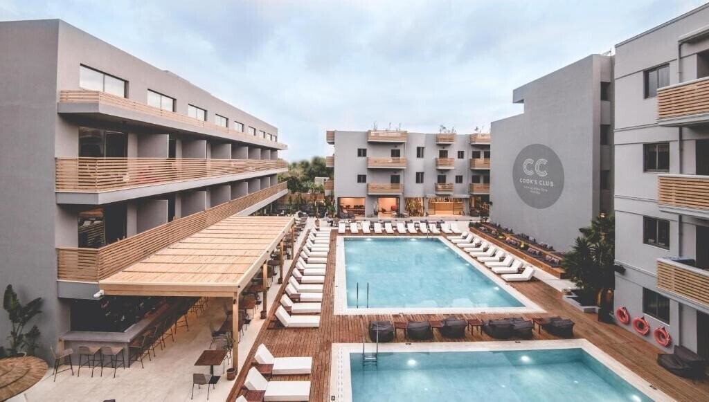 Отель Cook's Club Hersonissos 4*