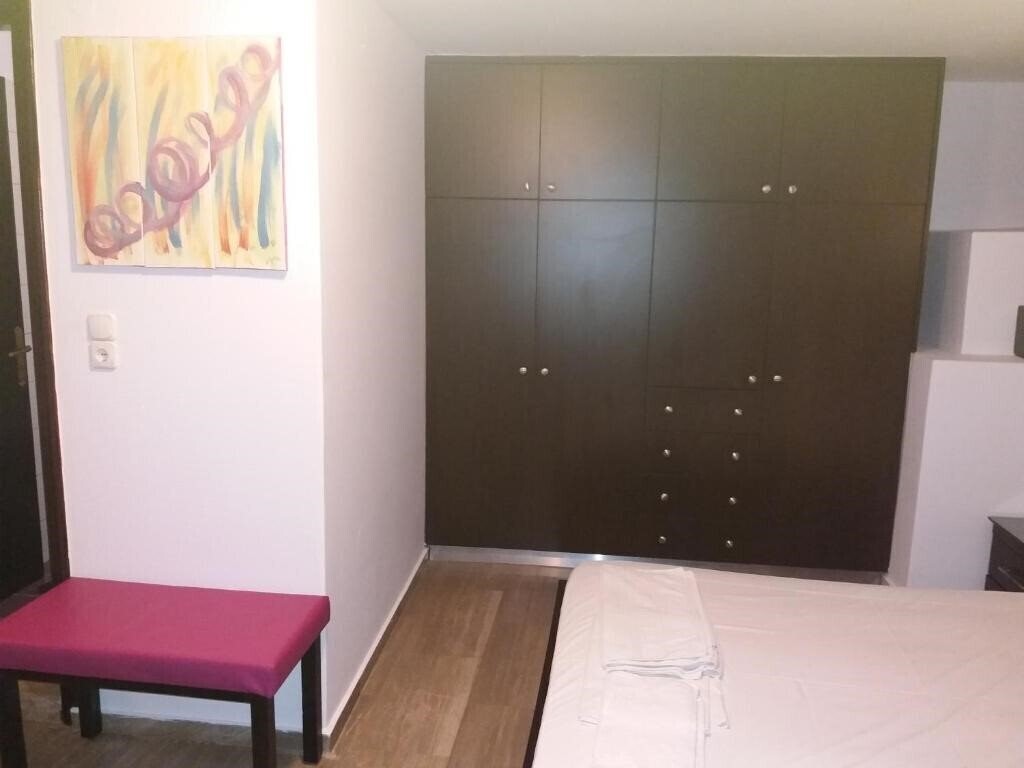 Вид Manos Apartments апартаменты