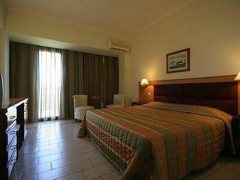 Территория May 4*