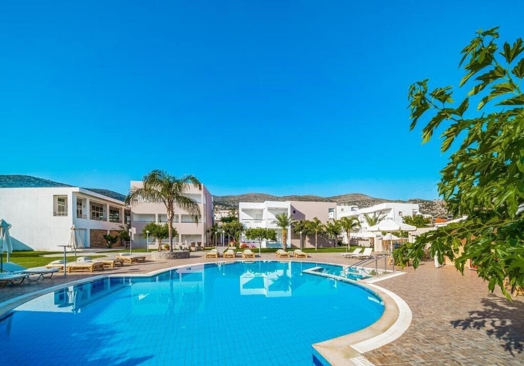 Вид Maria Rousse Hotel 3*