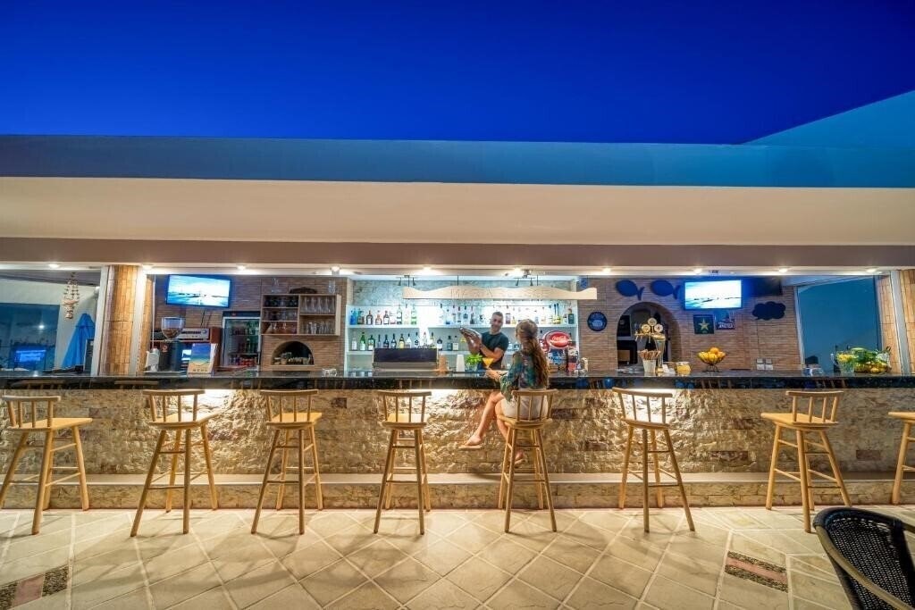 Апартаменты Maria Rousse Hotel 3*