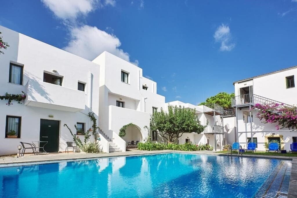 Апартаменты Eva Suites 3*