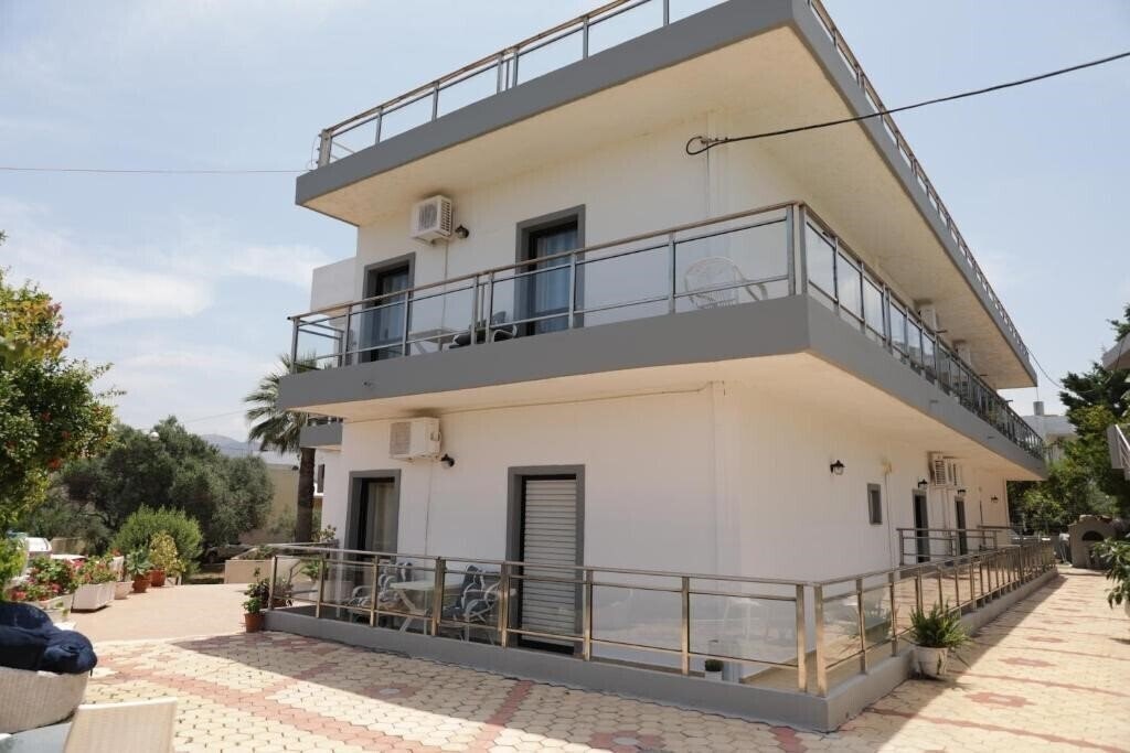 Территория Maria Apartments 2*