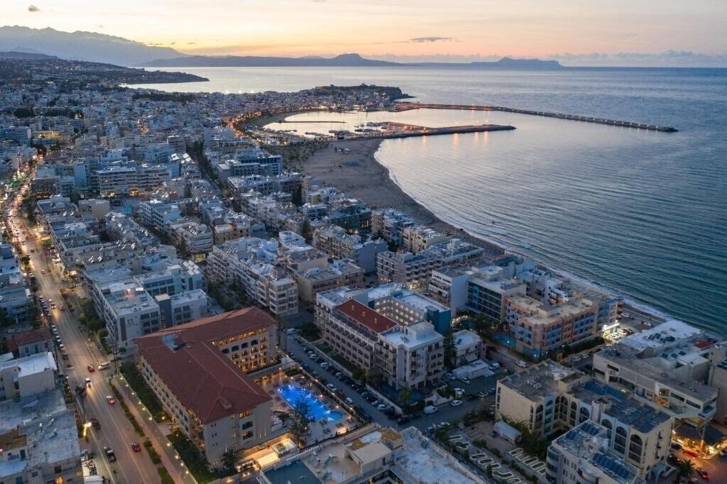 Фото Theartemis Palace 4*