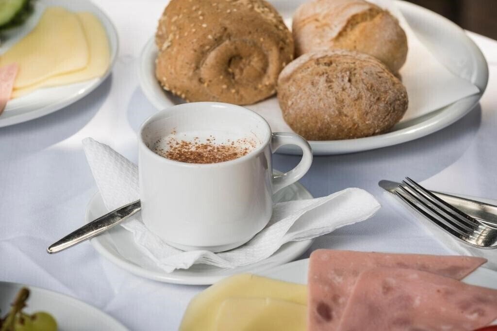 Апартаменти Minos Village (Agia Marina) 2*