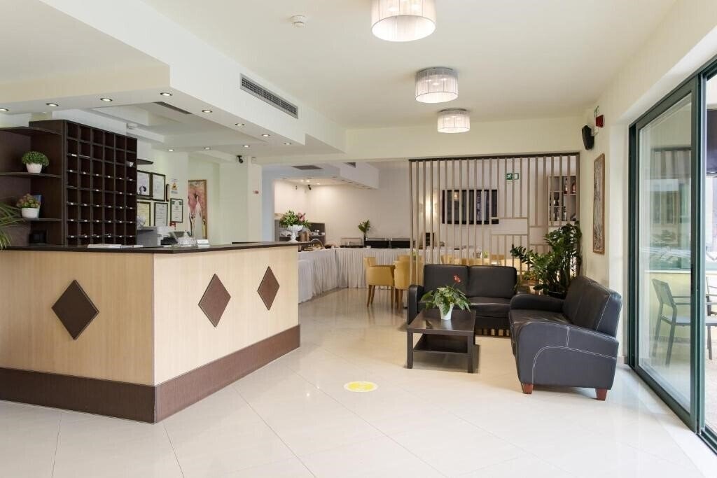 Территория Athina Beach Hotel Chania 3*