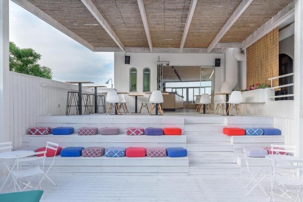 Территория Azure Mare Hotel 3*