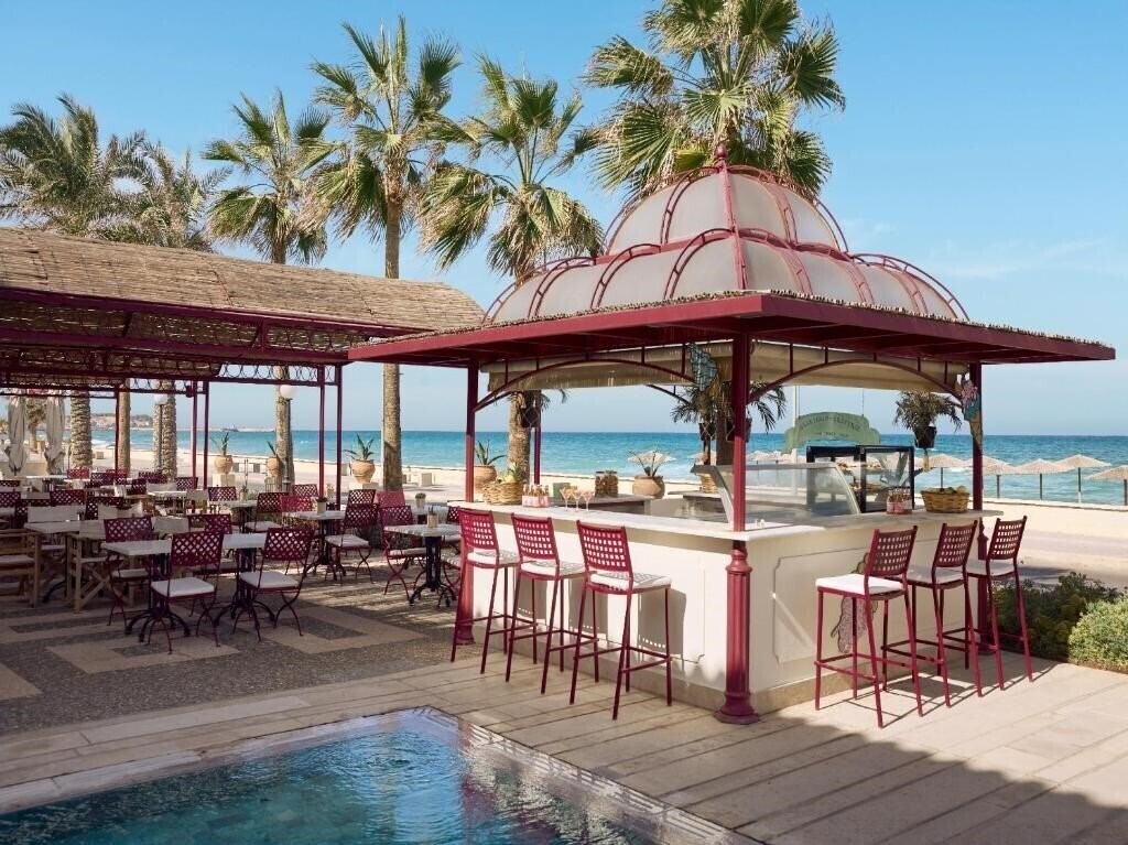 Территория Grecotel Plaza Beach House 4*