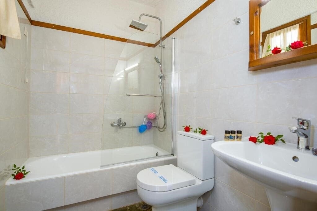 Фотографія Folia Hotel Apartments 3*