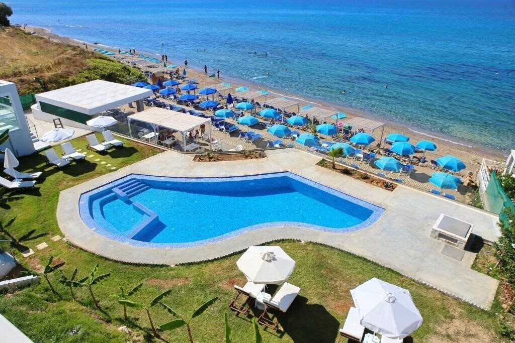 Апартаменты Hellas Beach Front Hotel 5*
