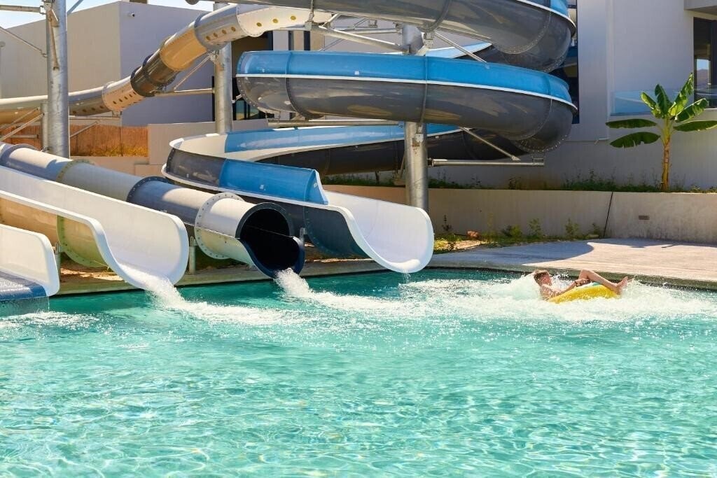 Апартаменти Galini Palace 5*