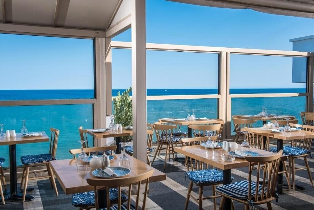 Територія Enorme Serenity Spritz (ex. Serenity Blue Hotel) 4*