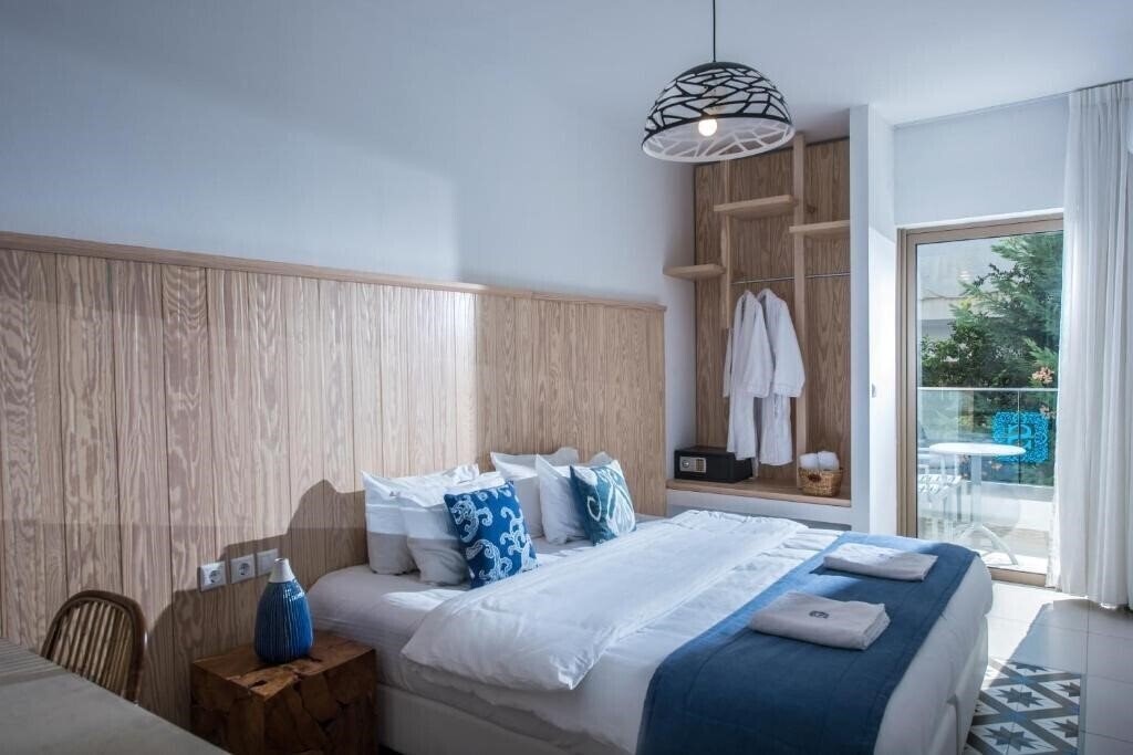 Апартаменти Enorme Serenity Spritz (ex. Serenity Blue Hotel) 4*