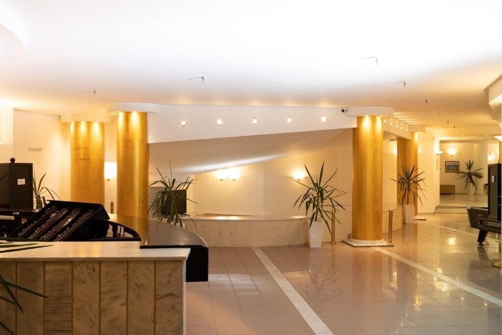 Панорама Santa Marina Unique Hotel 4*