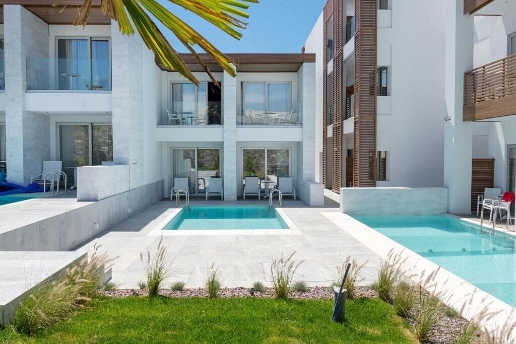 Панорама Ammos Beach Resort 5*