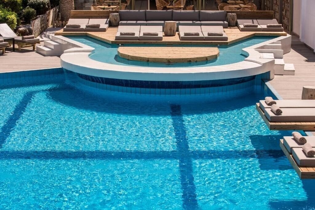 Апартаменти Enorme Maya Beach (Adults Only 16+) 4*