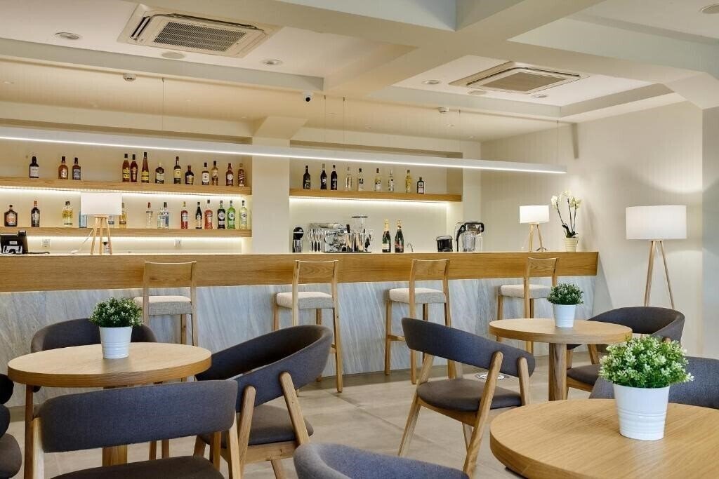 Апартаменти Enorme Santanna Beach Resort 4*