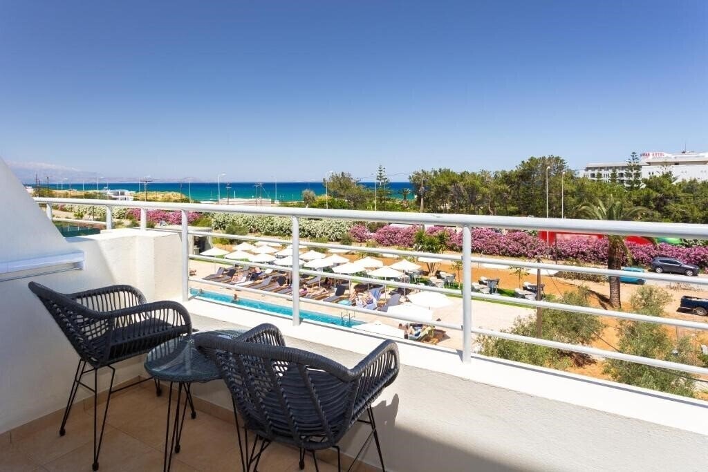 Апартаменти Azul Eco & Noho 4*