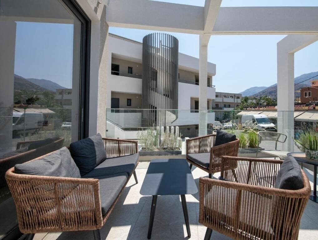 Готель Mare Village 4*