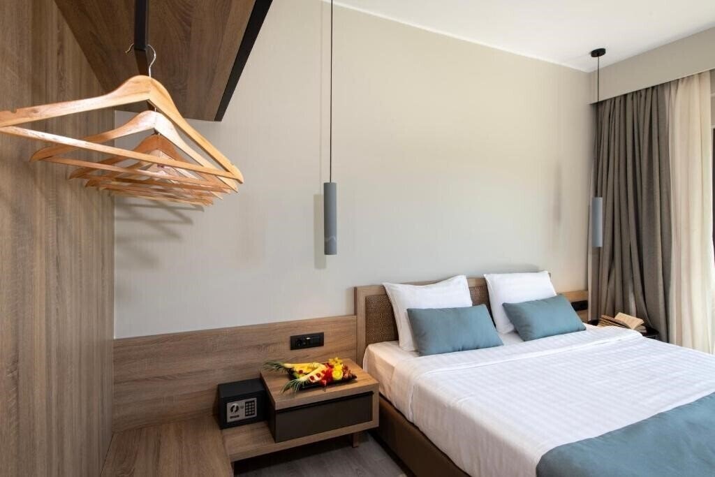 Территория Mare Garden 4*