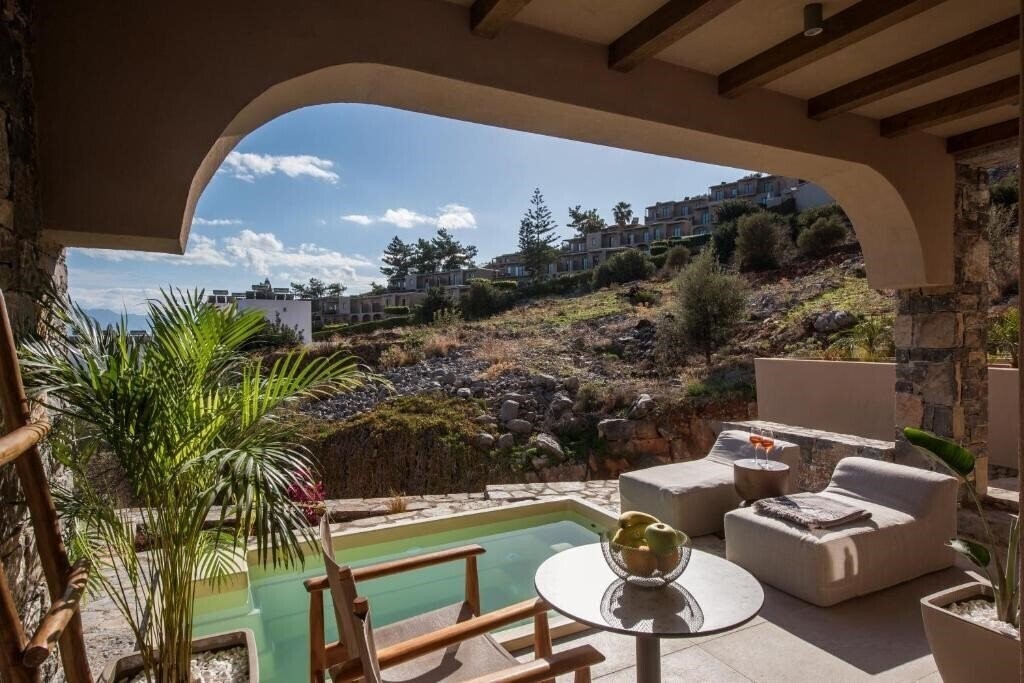 Вид Elounda Infinity Exclusive Resort & Spa 5*