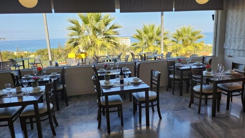 Панорама Oasis Skaleta 2*